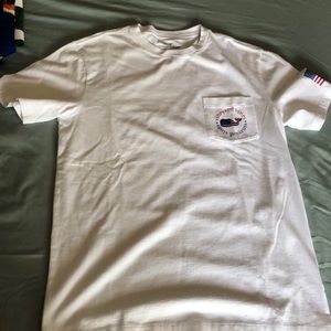 Vineyard vines T-shirt